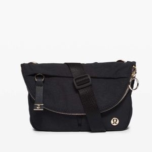 Lululemon All Night Festival Bag *Micro